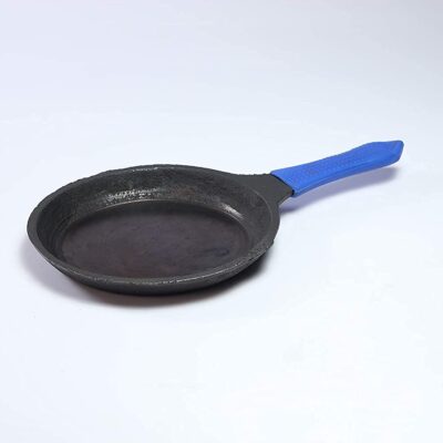 RudraEco-Pre-Seaoned-Cast-Iron-Mini-Skillet-with-Heat-Resistant-Grip-2